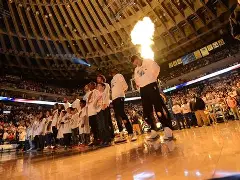 天博网址- 金州勇士队夺冠球迷感人发言全文英文 